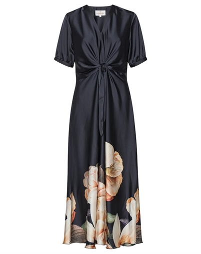 Karmamia Copenhagen - Faye Kjole - Maxi Bloom